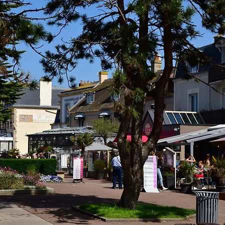Dos à La Marina - Proche De La Apartamento Courseulles-sur-Mer